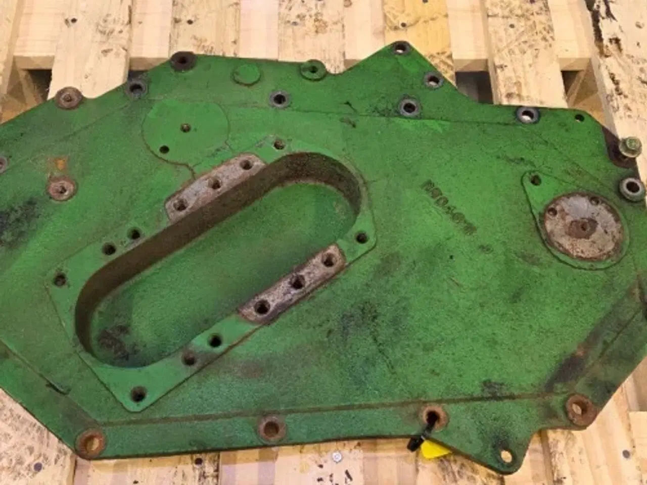 Billede 11 - John Deere 6125HZ001 Dæksel R504671