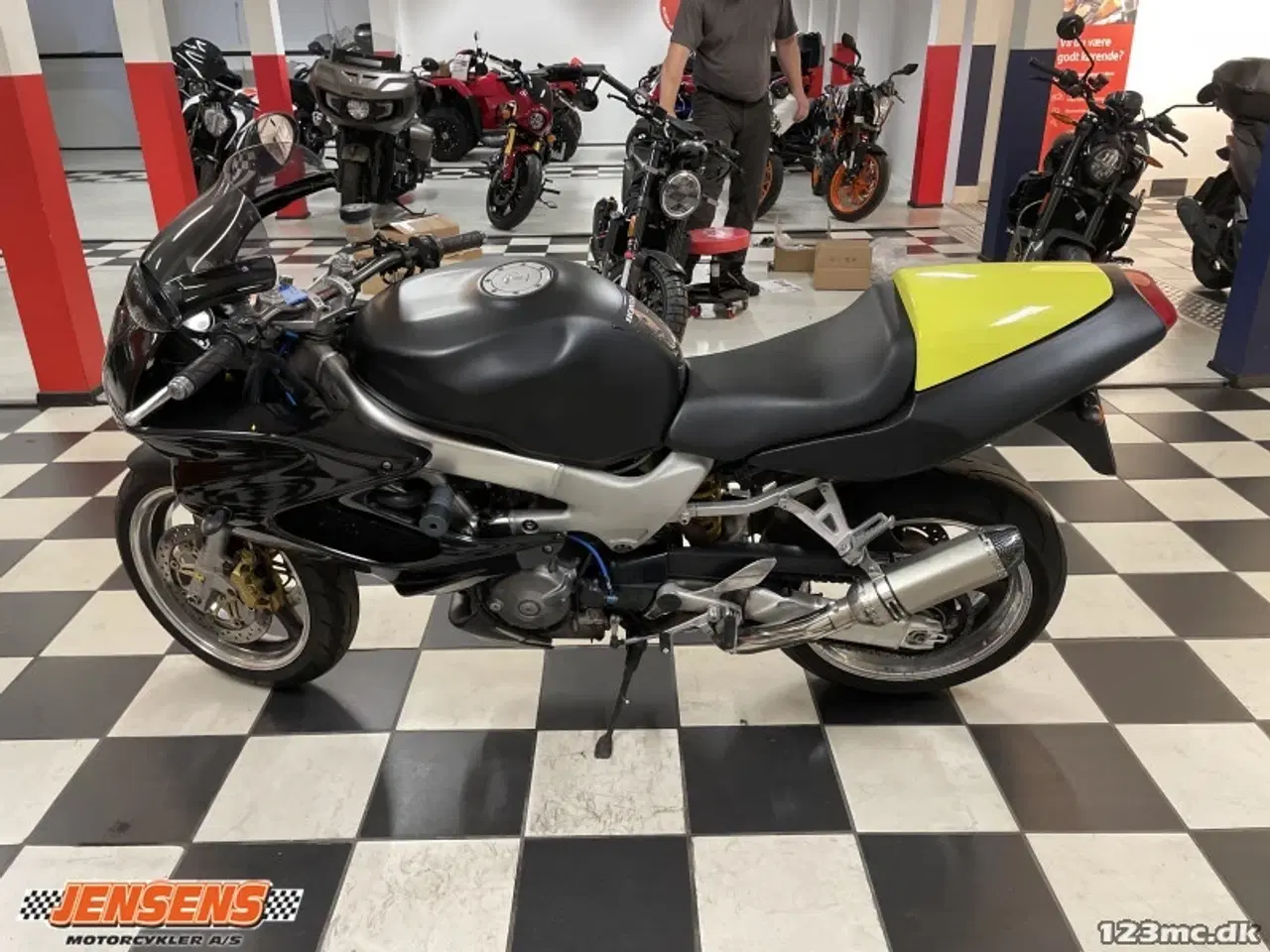 Billede 4 - Honda VTR 1000 F Firestorm