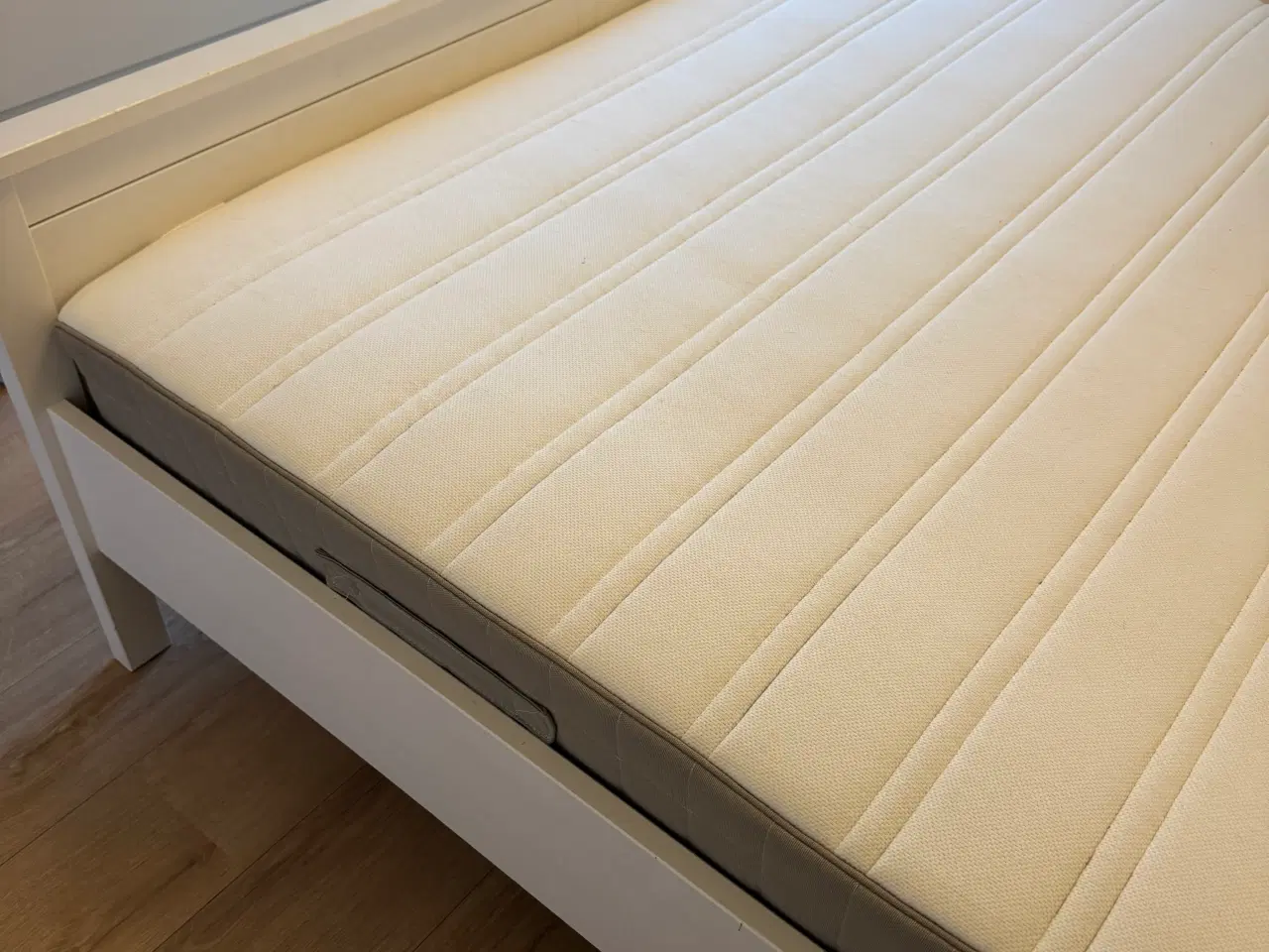 Billede 7 - HEMNES seng IKEA