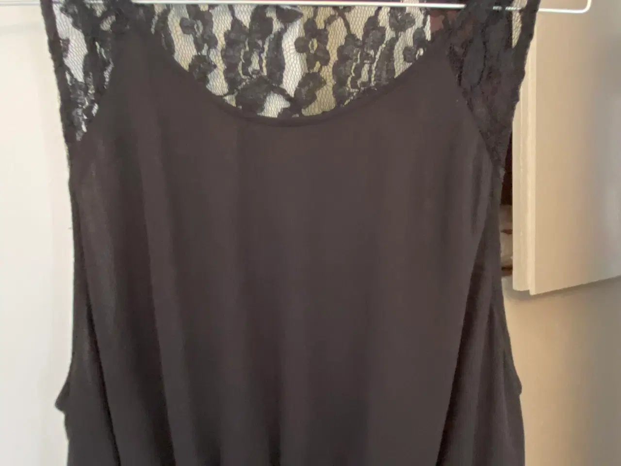 Billede 2 - Sommer kjole fra H&M 