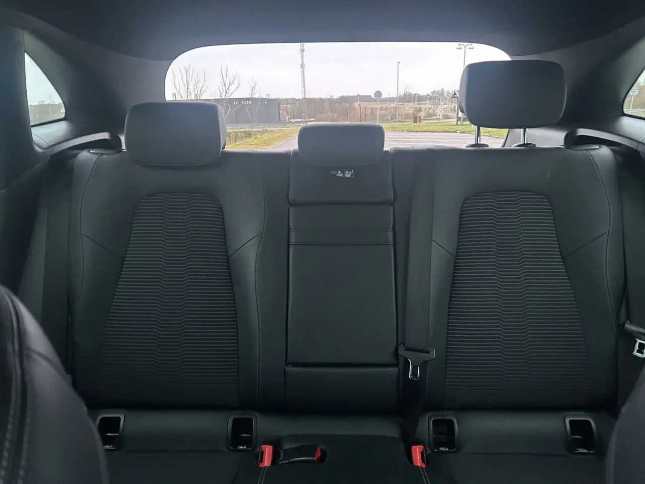 Billede 15 - Mercedes EQA250  