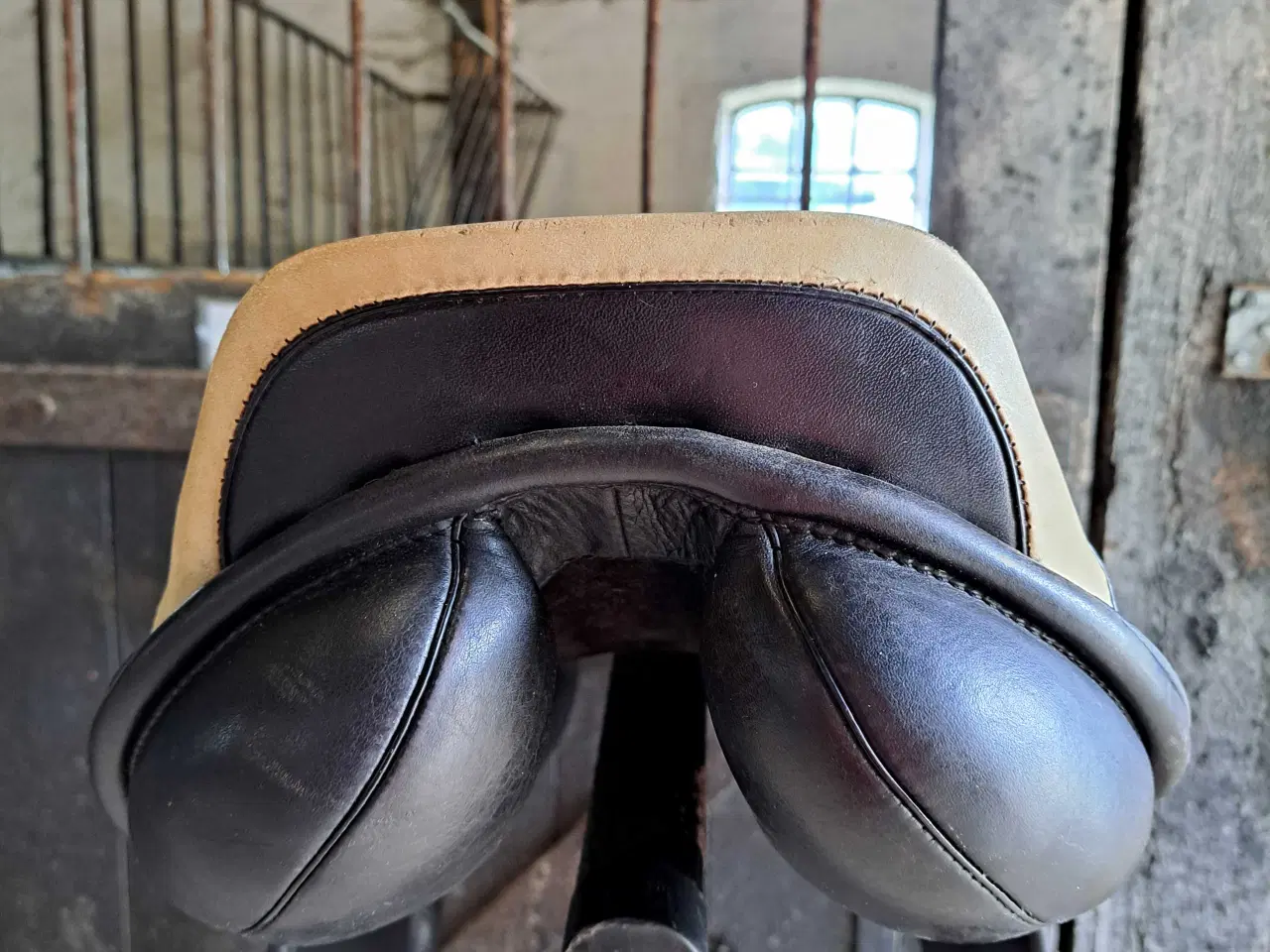 Billede 3 - Springsadel Prestige Doge 2