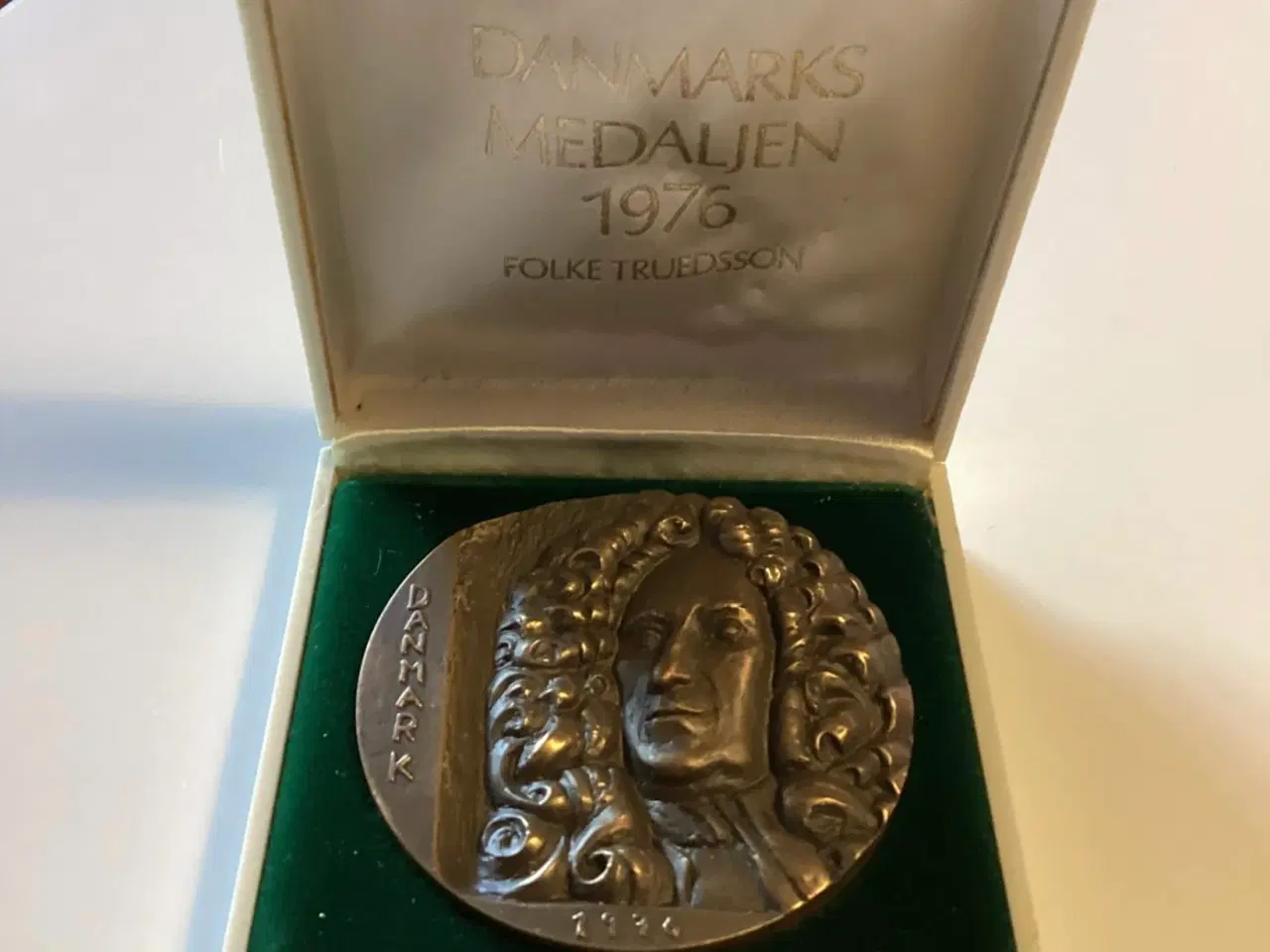 Billede 1 - Danmarks medaljen 1976