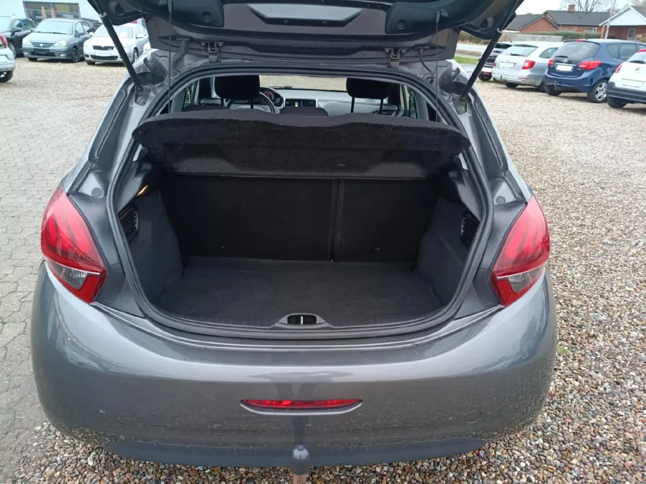 Billede 12 - Peugeot 208 1,6 BlueHDi Strike 100HK 5d