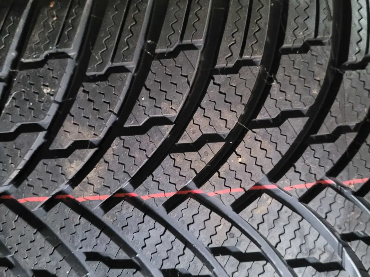 Billede 2 - 225 / 55 R 18