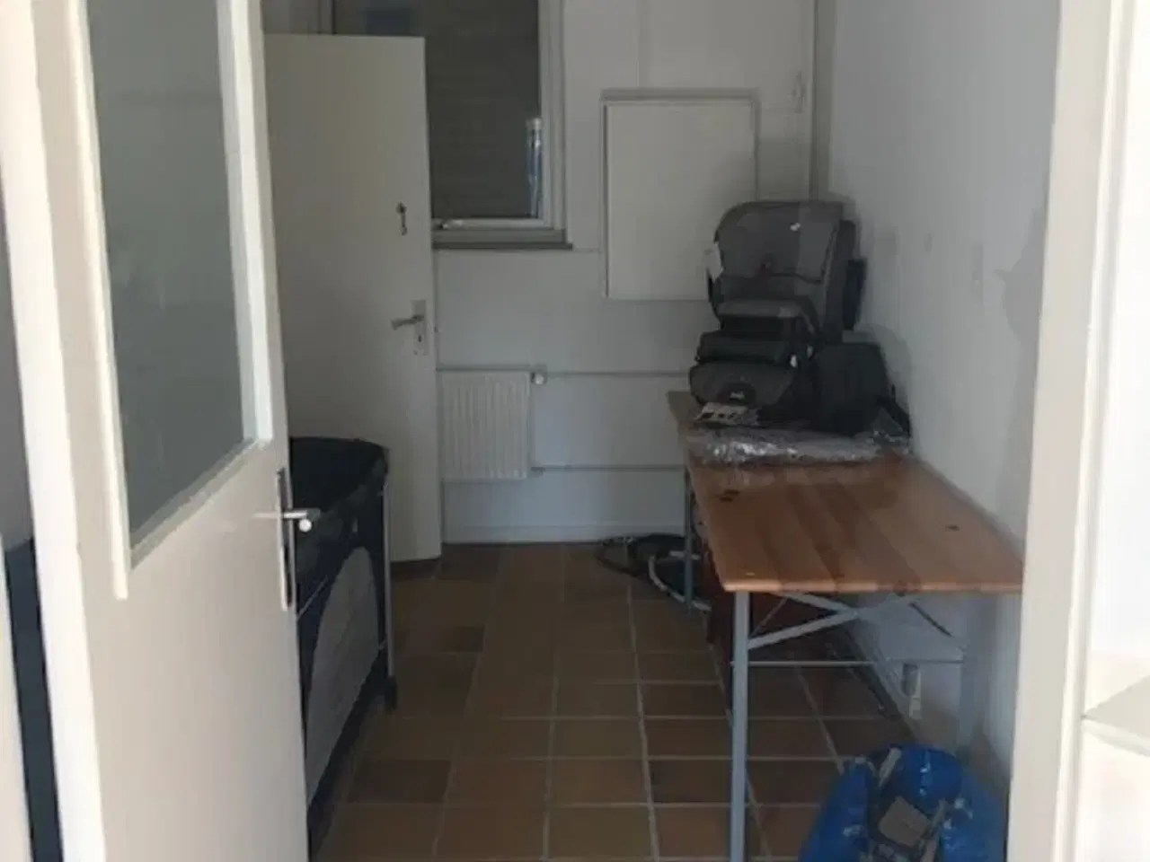 Billede 8 - Butikslokale til leje på Kongevejen 10 i Nordsjælland.