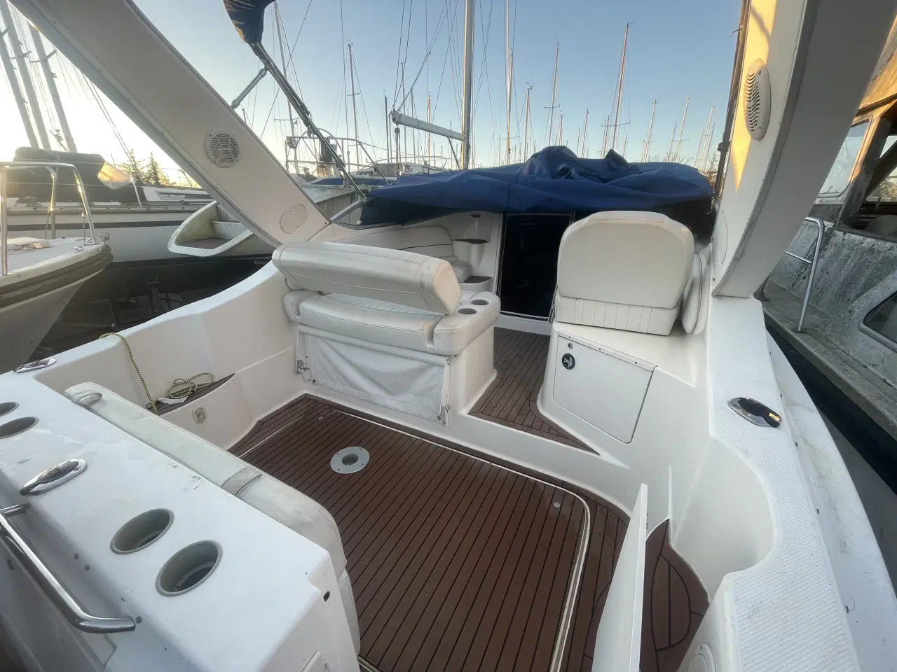 Billede 12 - Bayliner 285 – projektbåd / handyman-tilbud