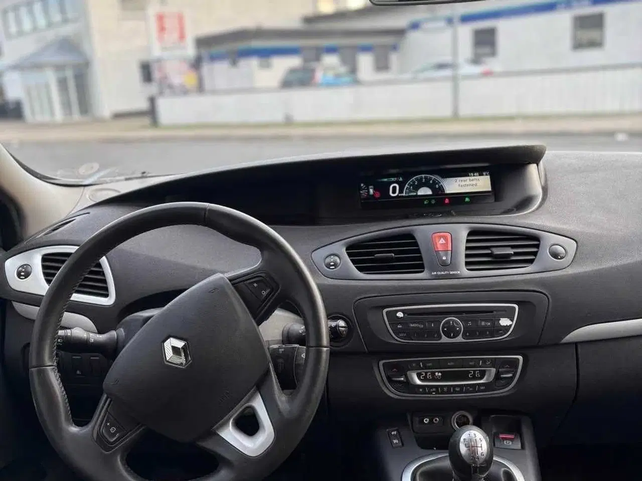 Billede 5 - Bil til salg 