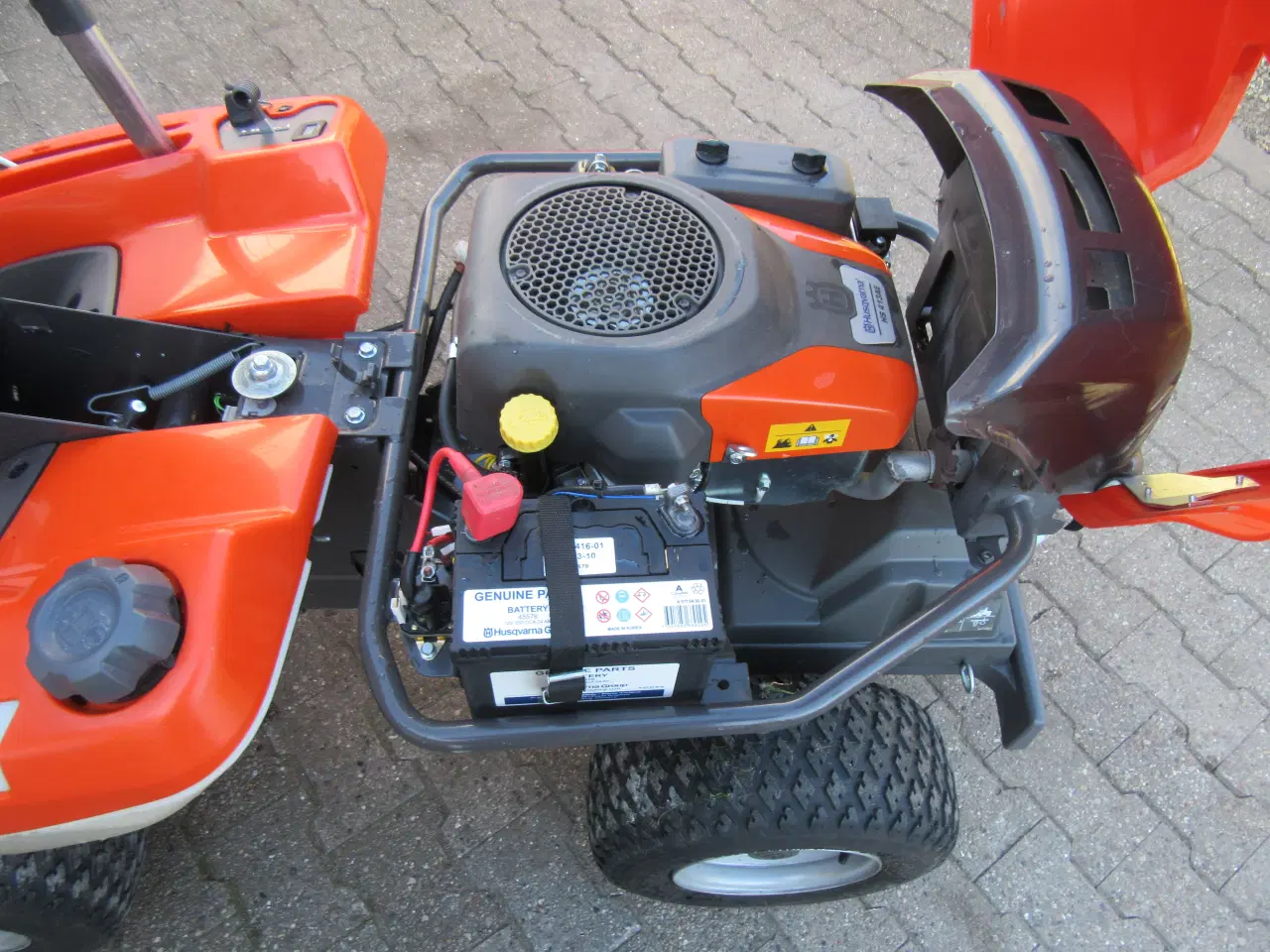 Billede 3 - Husqvarna r214c fra 2023 og købt 2024