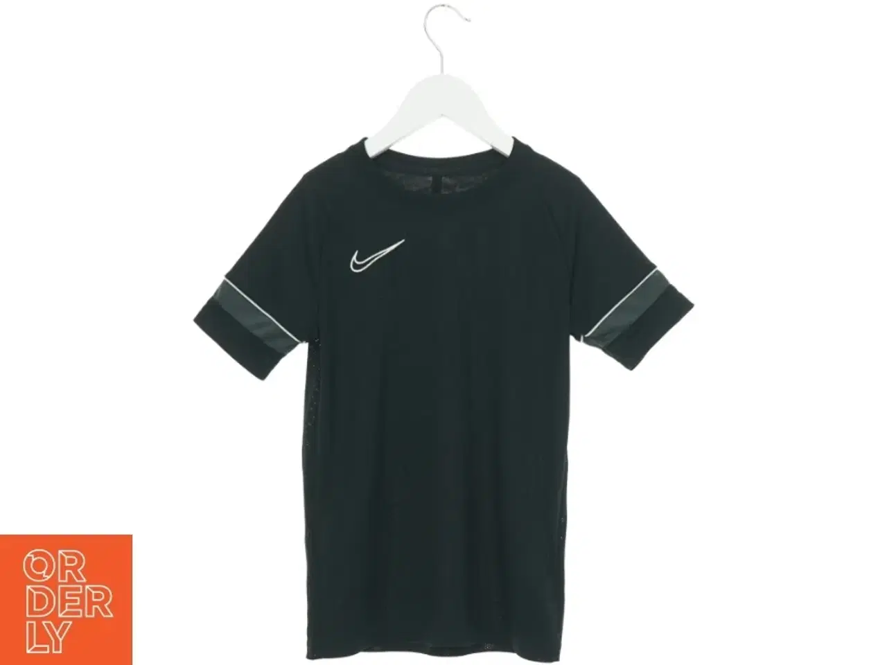 Billede 1 - T-Shirt fra Nike (str. 146 cm)