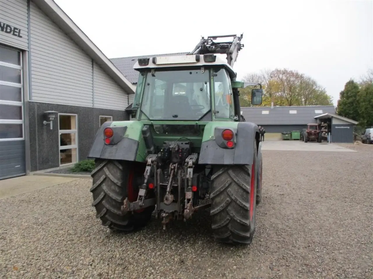 Billede 14 - Fendt 410 Vario med frontlæsser.