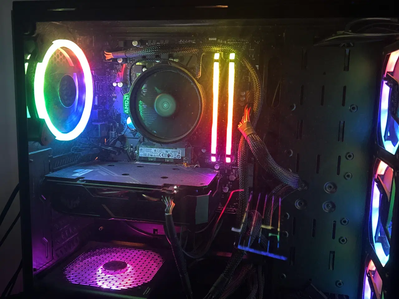 Billede 6 - RGB gaming setup