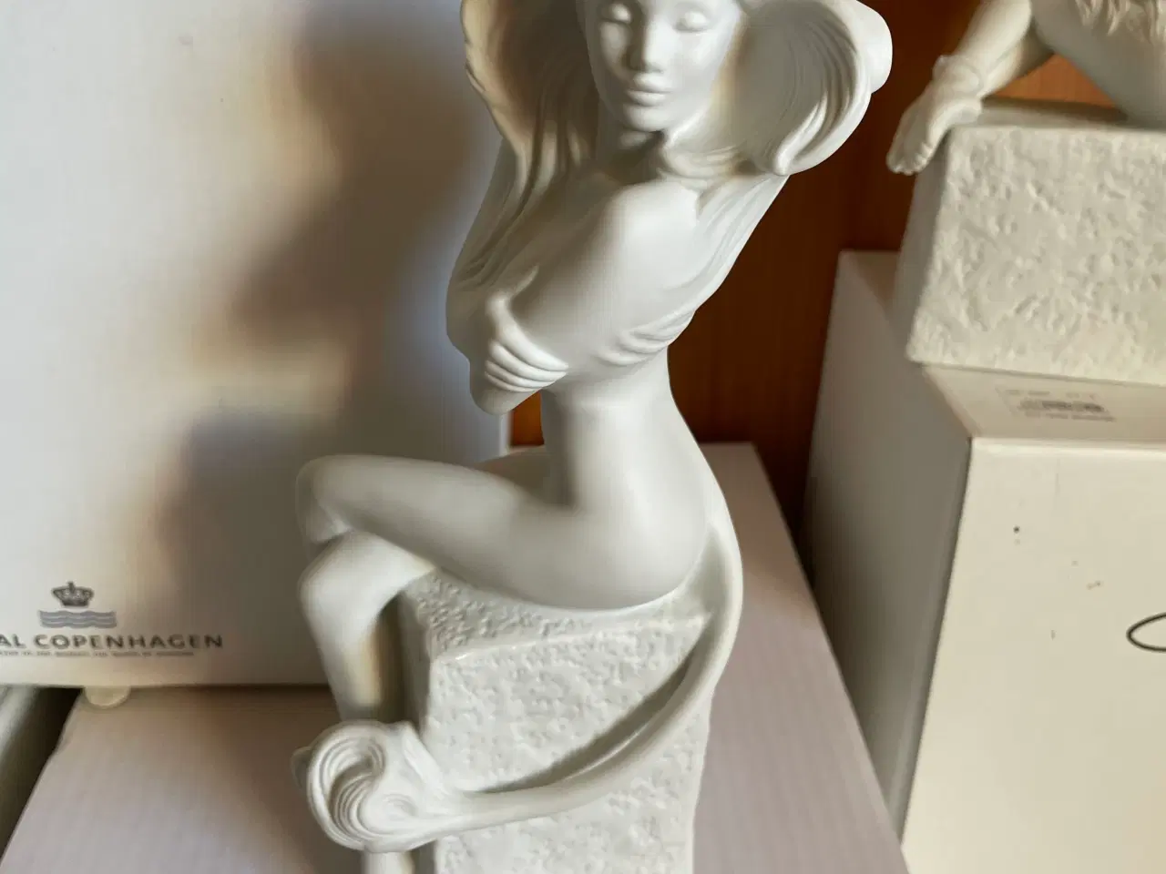 Billede 4 - Christel Marott har stjernetegns figurer i Royal C