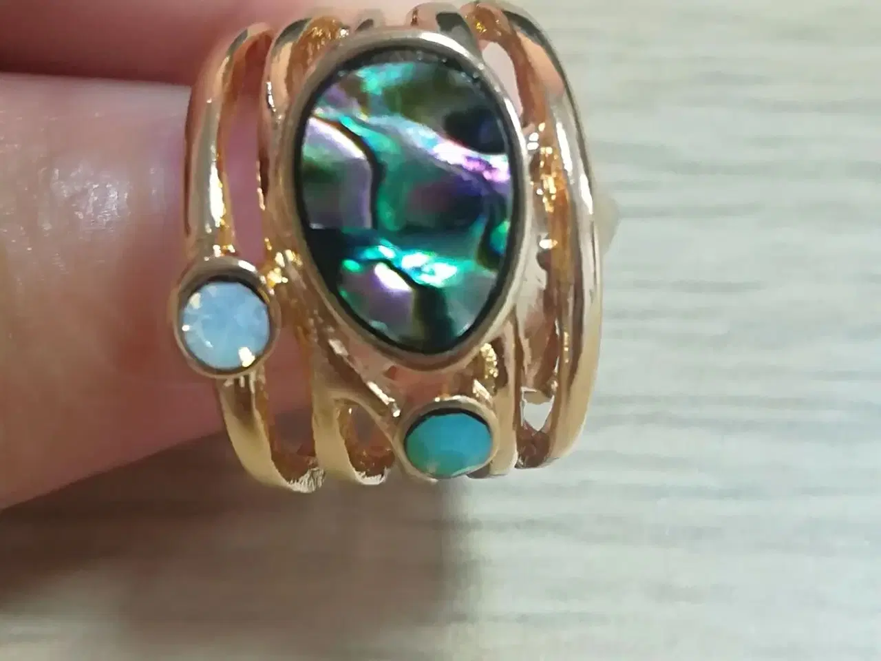 Billede 2 - White and Fire (ild) Opal-og Moon stone Ring