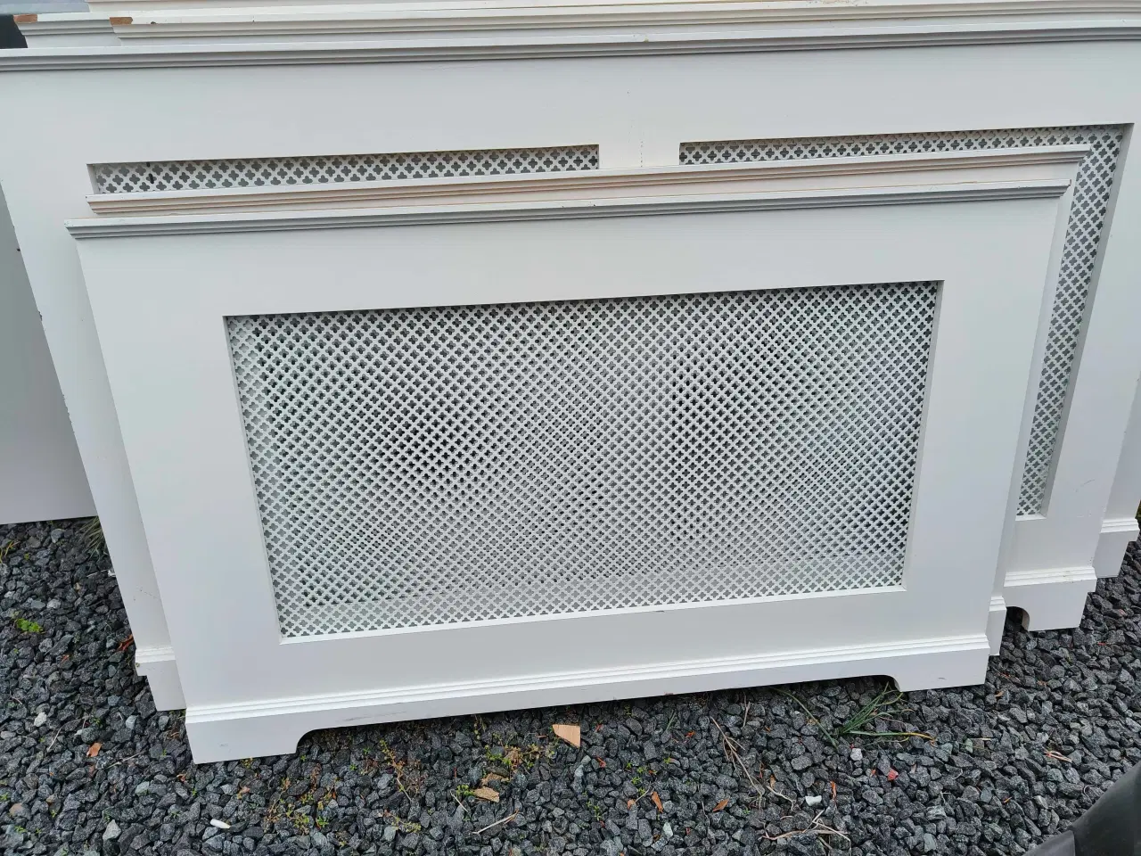 Billede 1 - Radiator skjuler