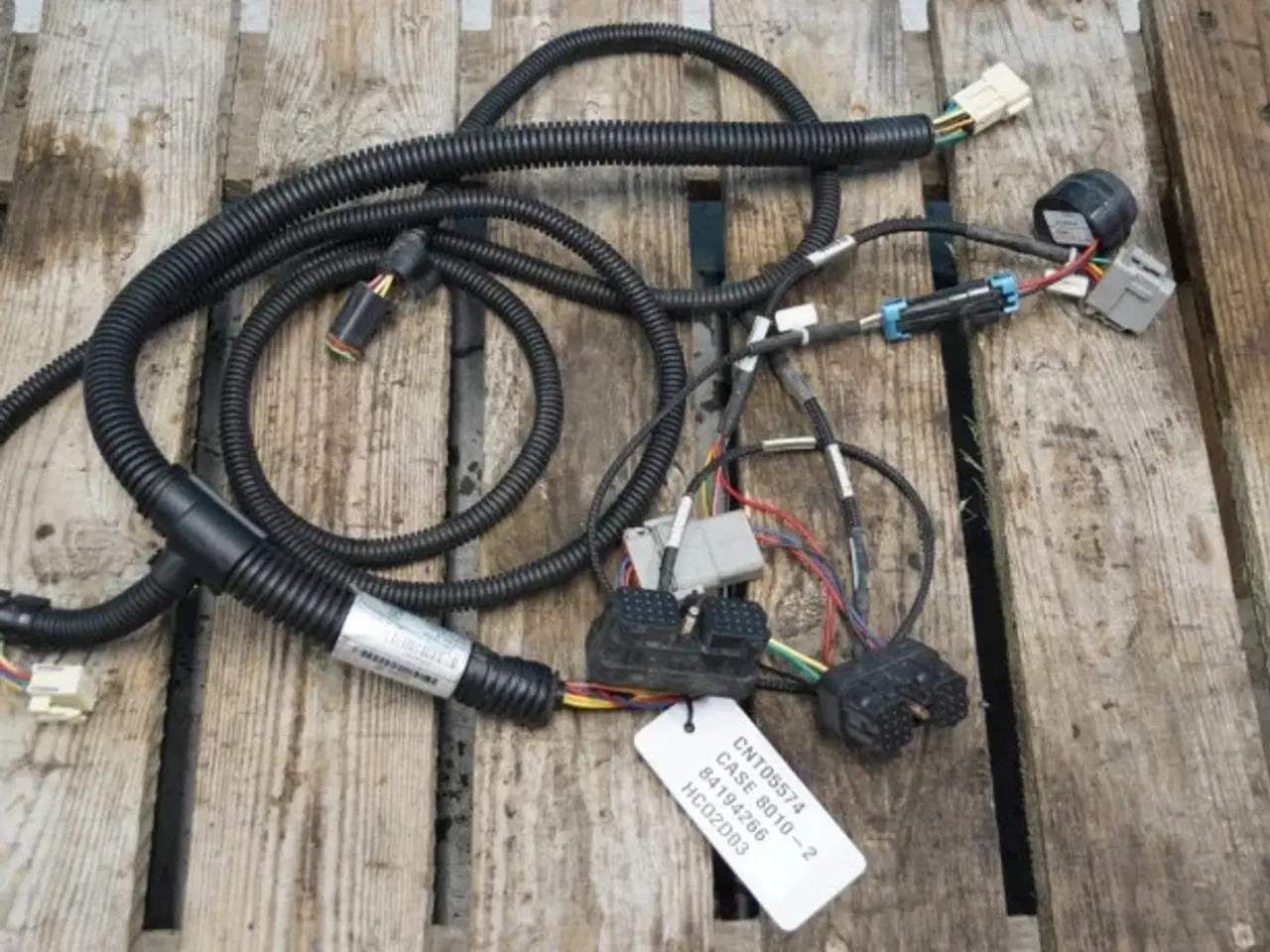 Billede 11 - Case 8010 Ledningsnet 84194266