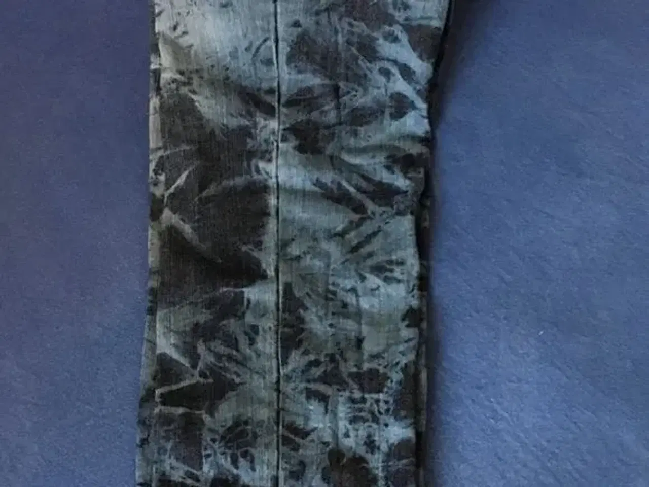 Billede 4 - Tie Dye Washed denim til salg