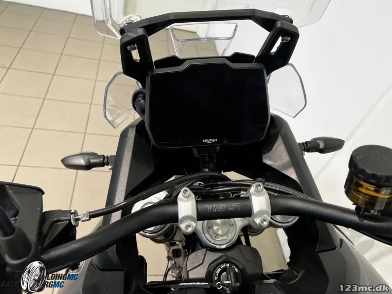 Billede 5 - Triumph Tiger 900 GT GRAPHITE / SAPPHIRE BLACK