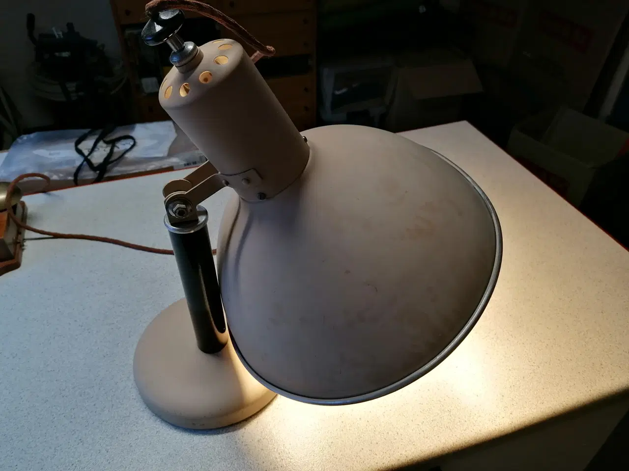 Billede 5 - Lampe med industrielt look, Byd