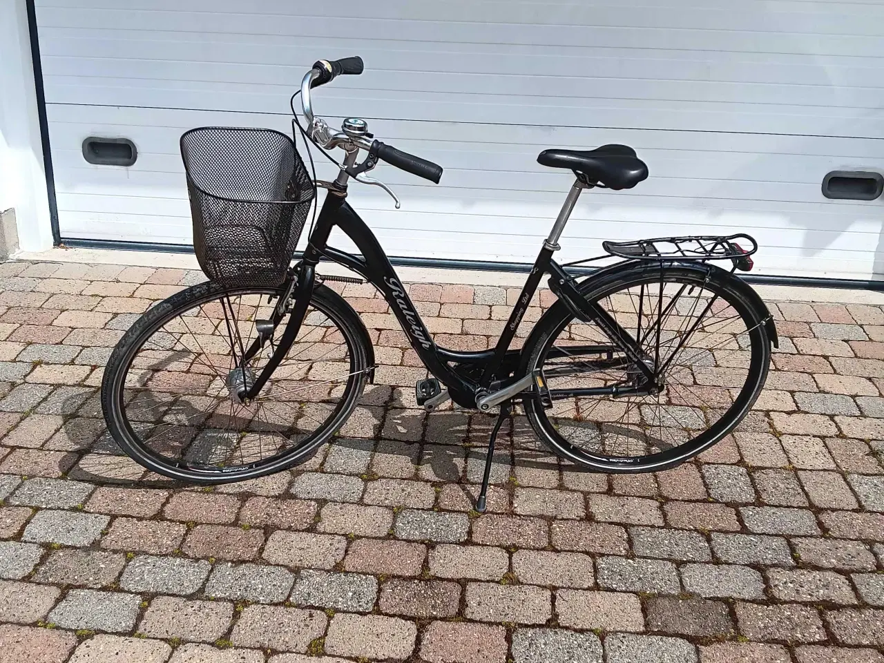 Billede 1 - Sort damecykel raleigh shopping