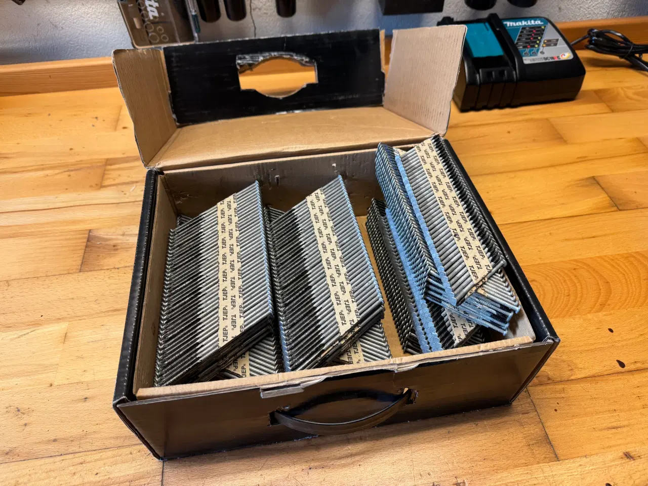 Billede 6 - Paslode gassømpistol IM100Xi inkl. søm