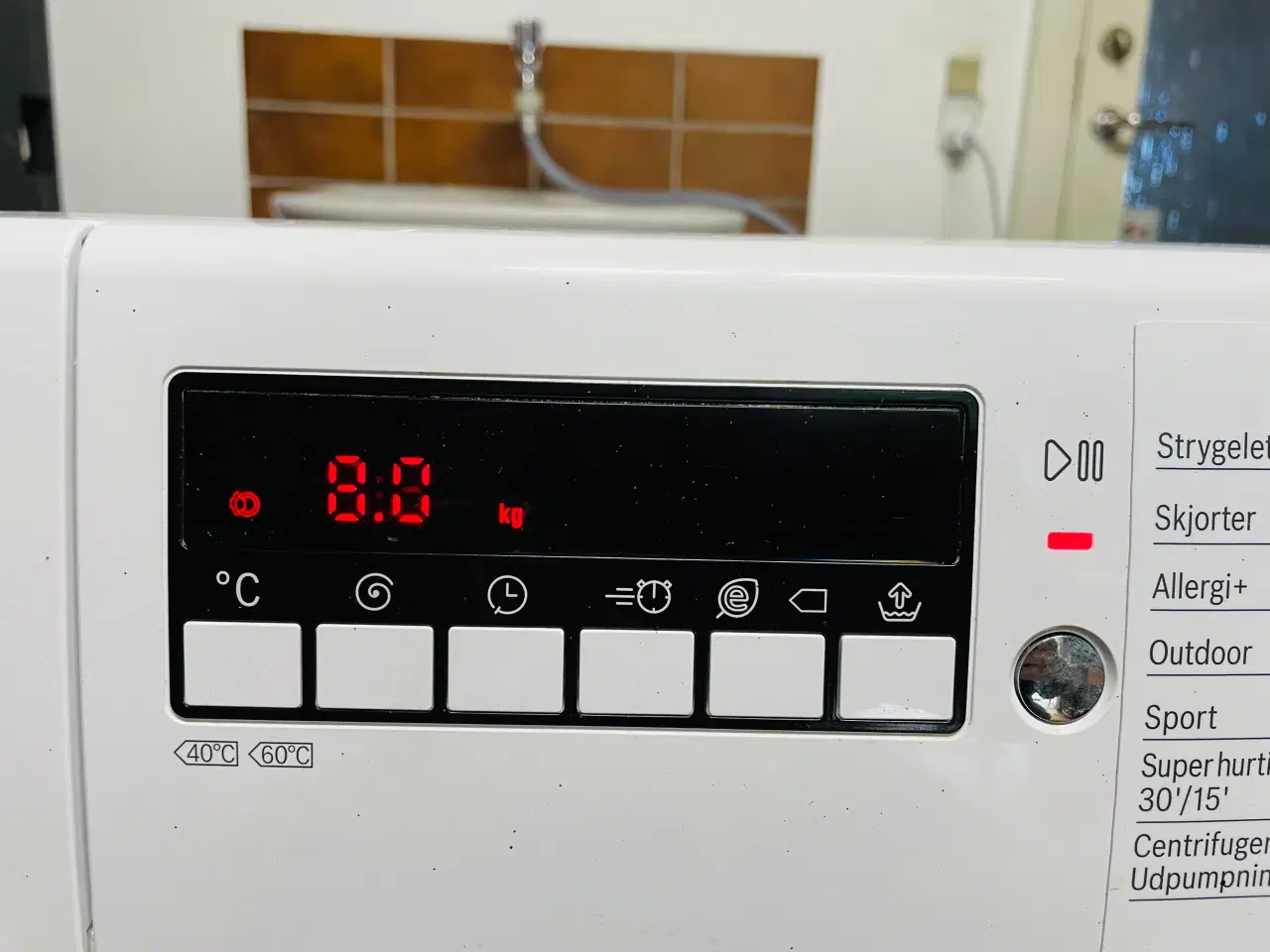 Billede 4 - Super god 8 kg Bosch serie 4 vaskemaskine 