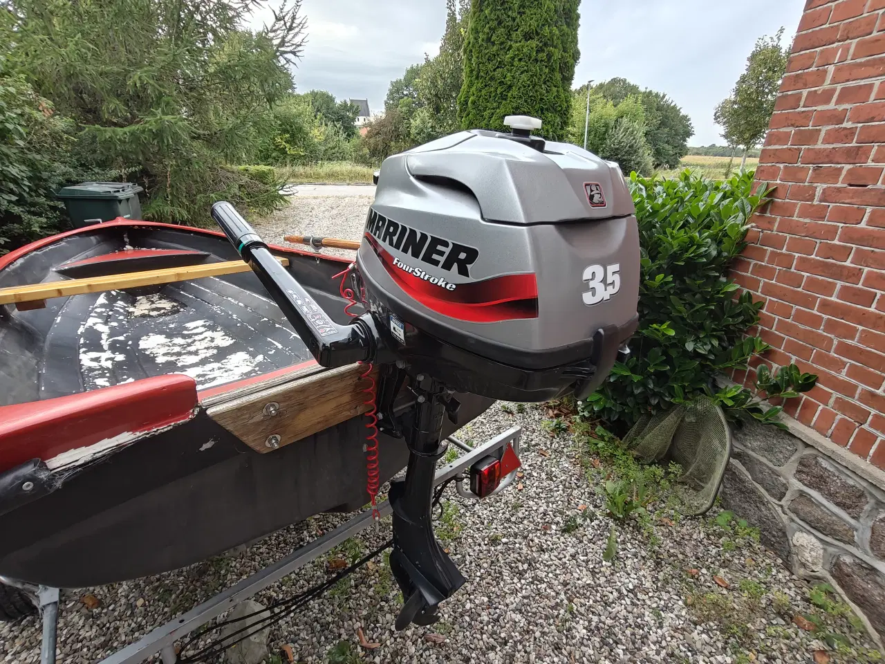 Billede 6 - Jolle 13 fod med påhængsmotor og trailer.