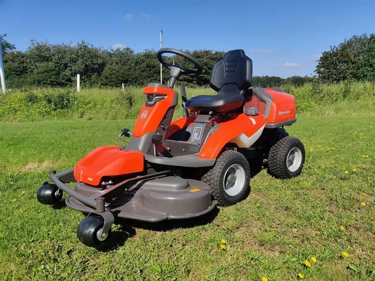 Billede 1 - Husqvarna r 316tx awd inkl. 112cm klippebord