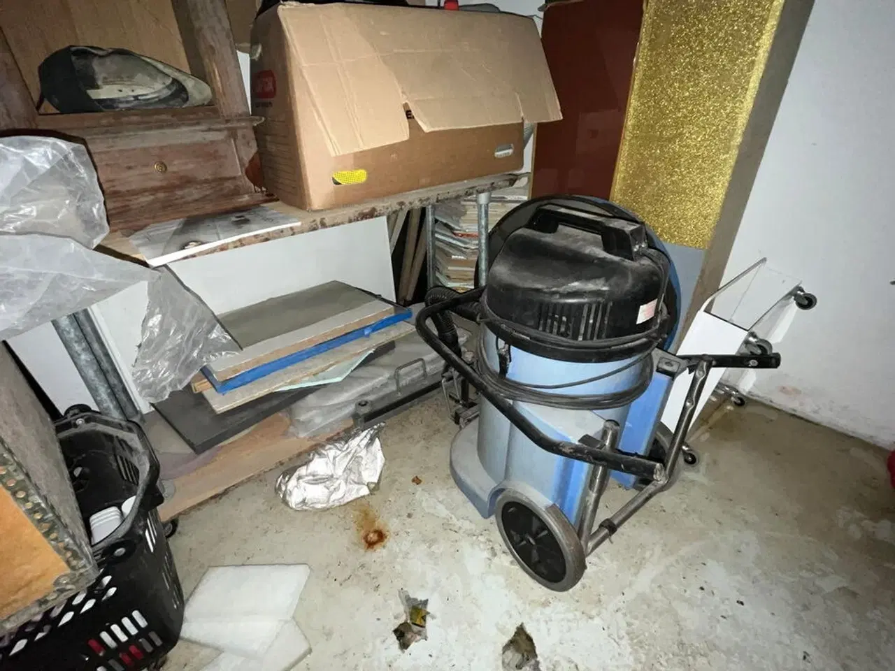 Billede 5 - Tøm rummet for det på billederne