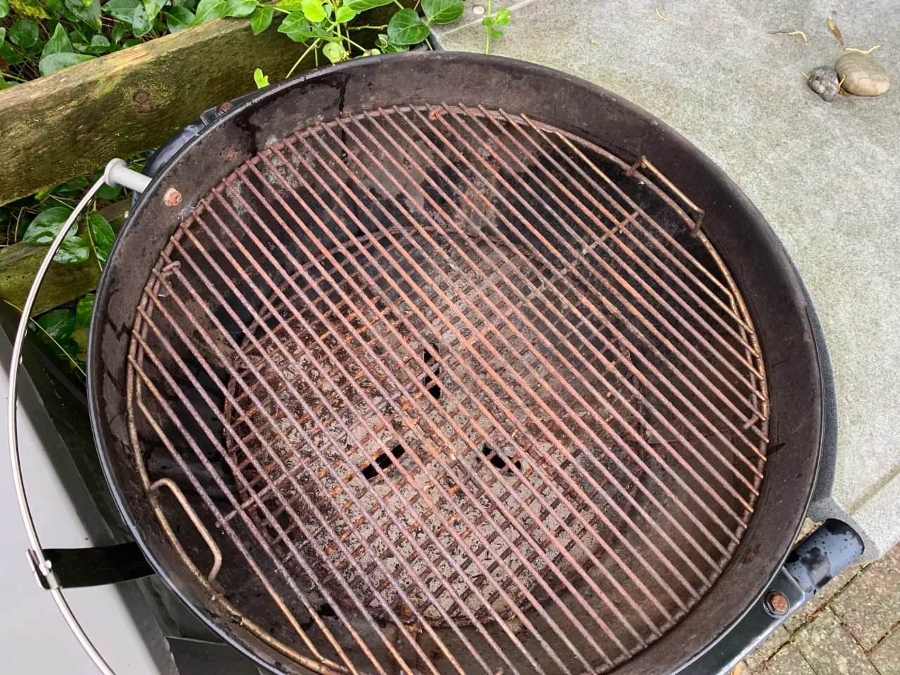 Billede 4 - Weber Kuglegrill med bord