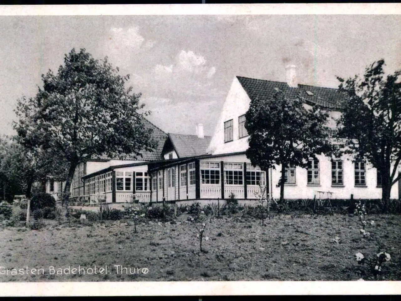 Billede 1 - Grasten Badehotel  - Thurø - Chr. G. Kielbergs Bogh. 69304 - Ubrugt
