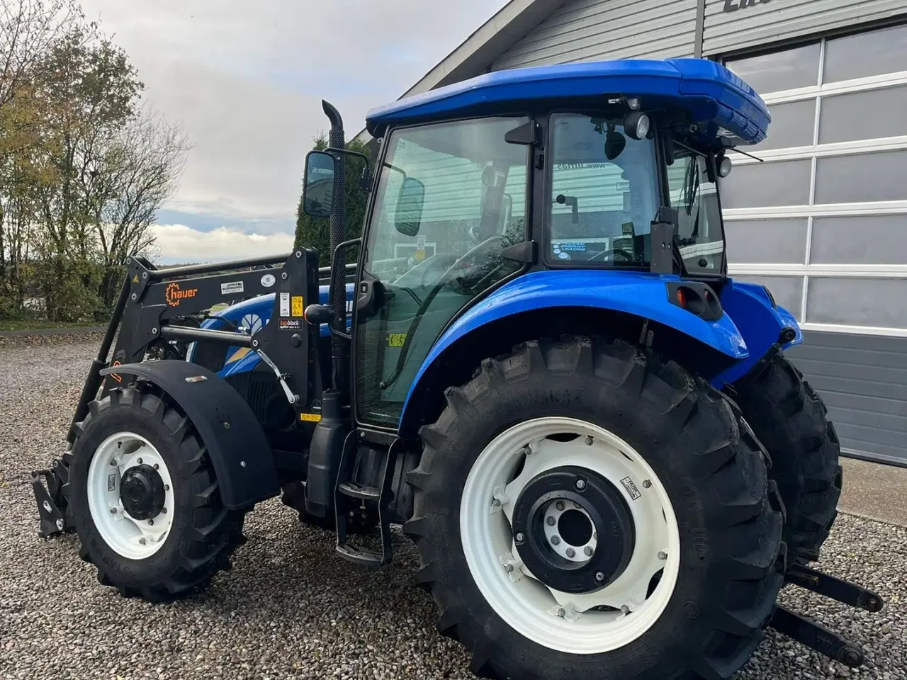 Billede 3 - New Holland TD5.75 Med frontlæsser med parallelføring, 3die funktion, euro-skifte