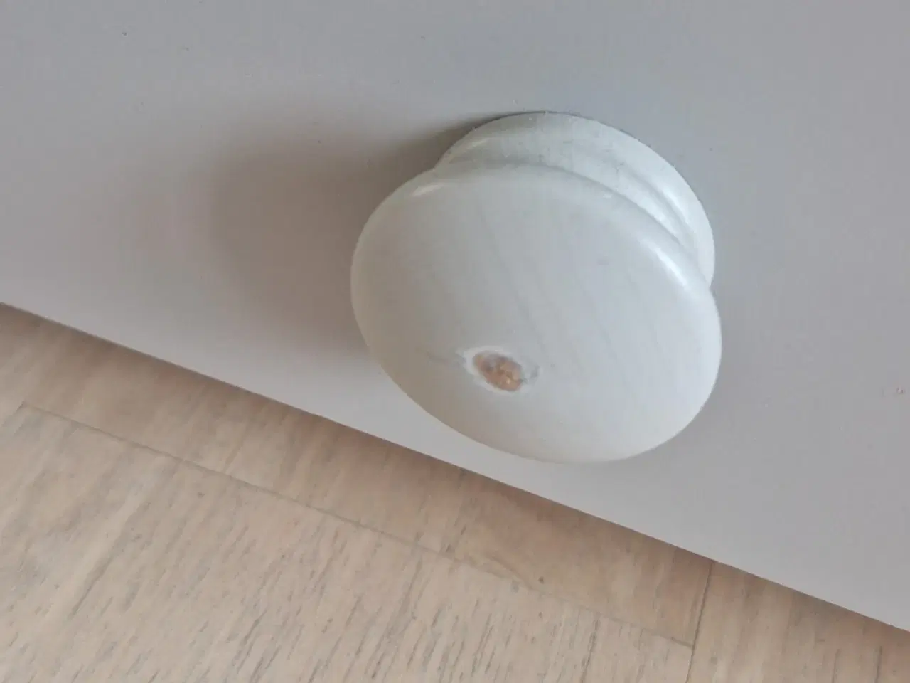 Billede 2 - Tremmeseng med tre skuffer