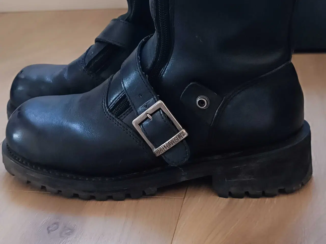 Billede 1 - Mc støvler str 39