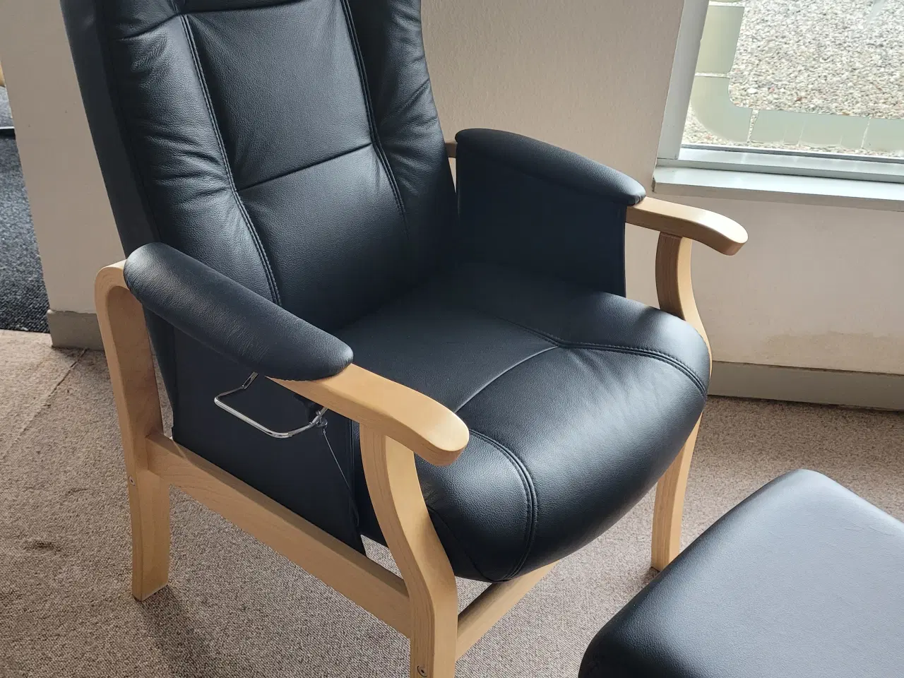 Billede 2 - NY Sorø Plus Otiumstol med fodskammel