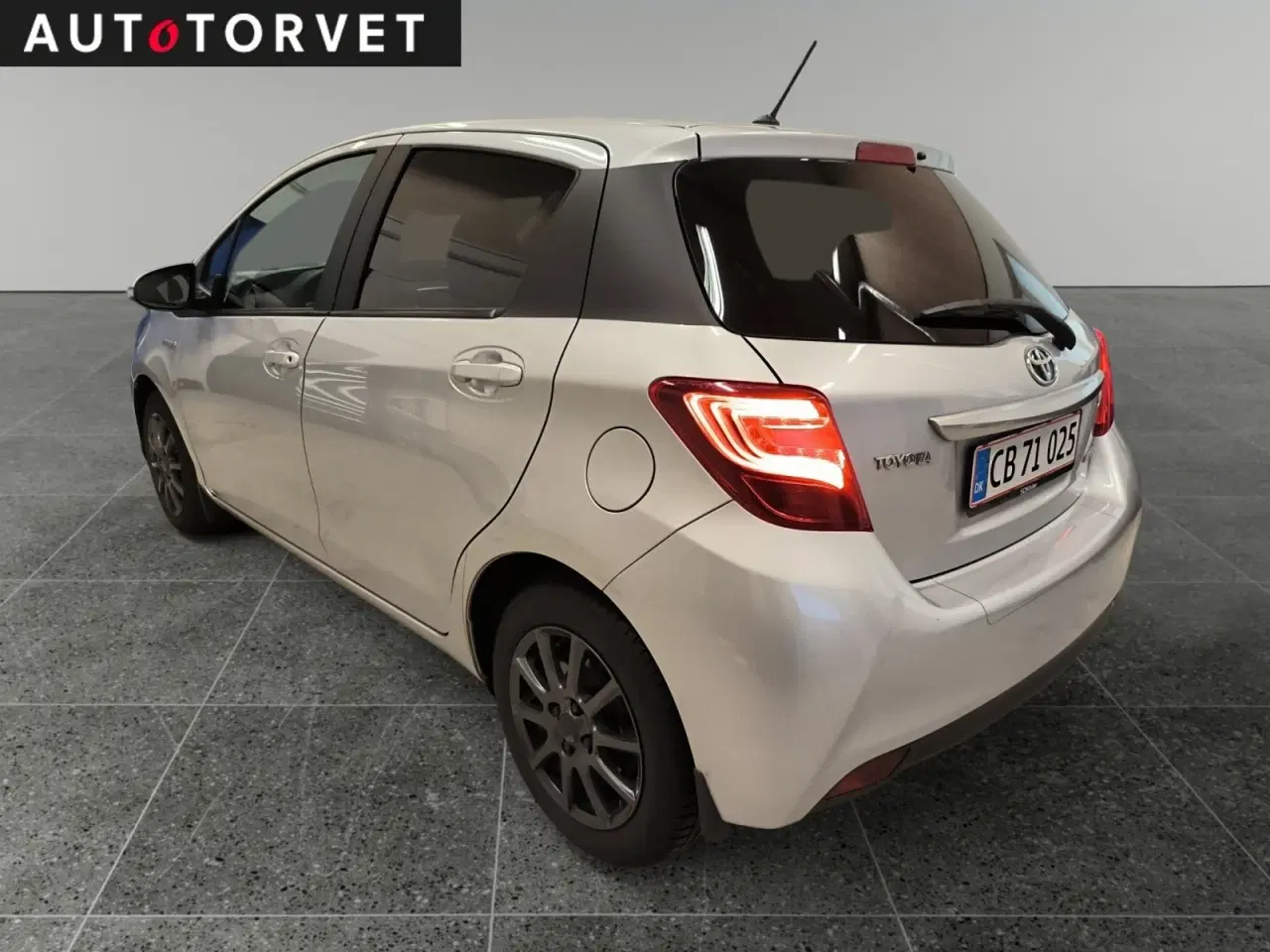 Billede 4 - Toyota Yaris 1,5 Hybrid H2 Limited e-CVT