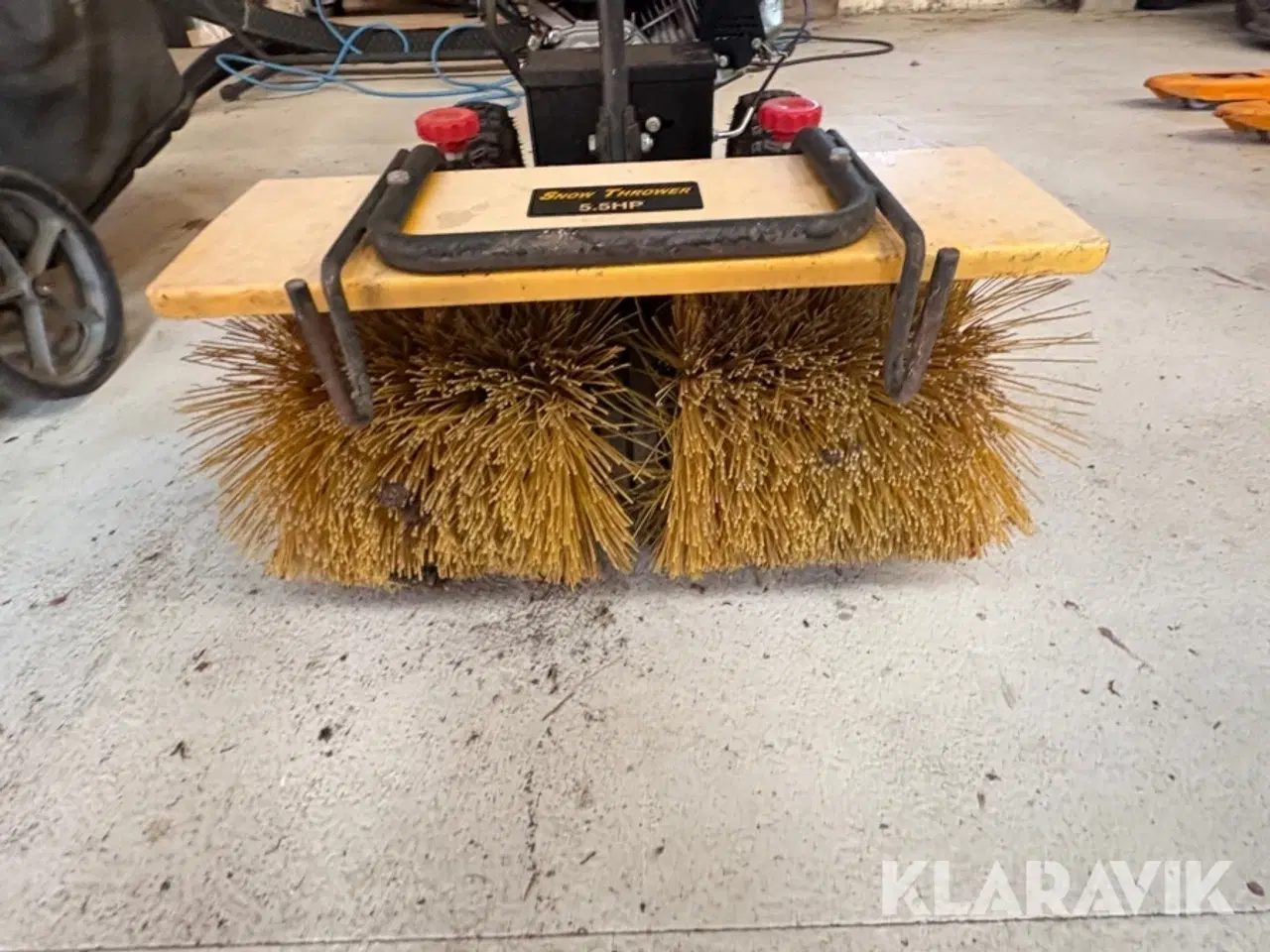 Billede 11 - Fejemaskine Snow thrower