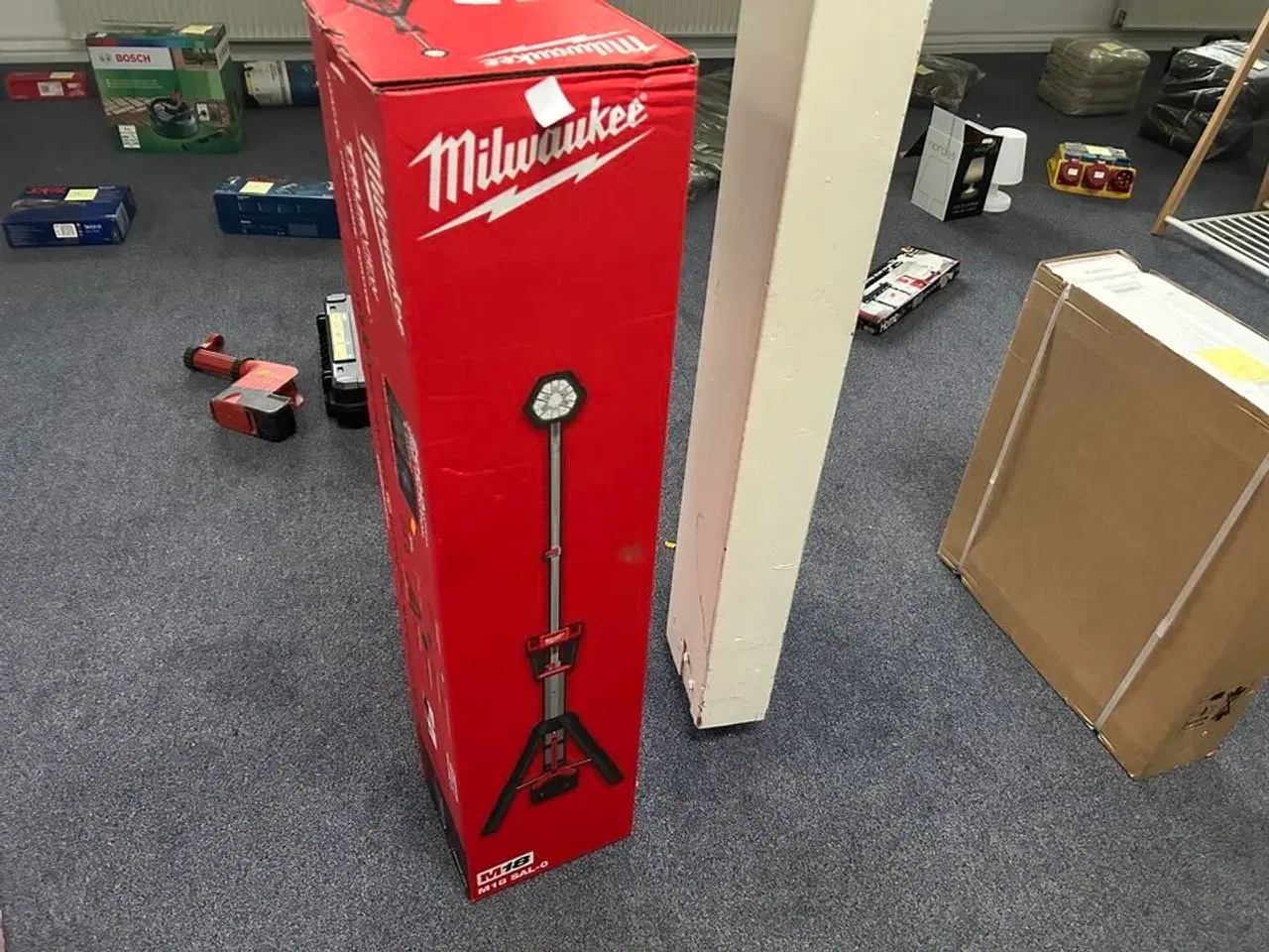 Billede 2 - MILWAUKEE Arbejdslampe M18 SAL-0