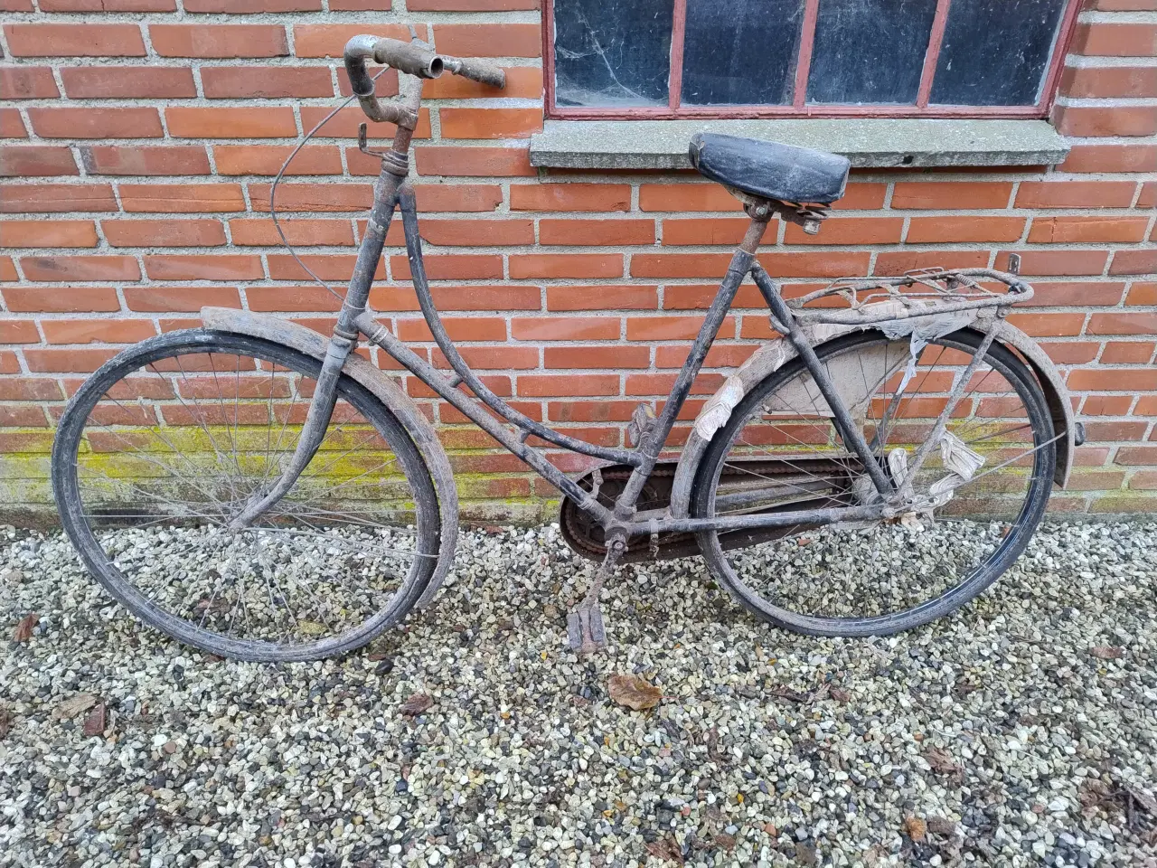 Billede 1 - Cykel meget gammel