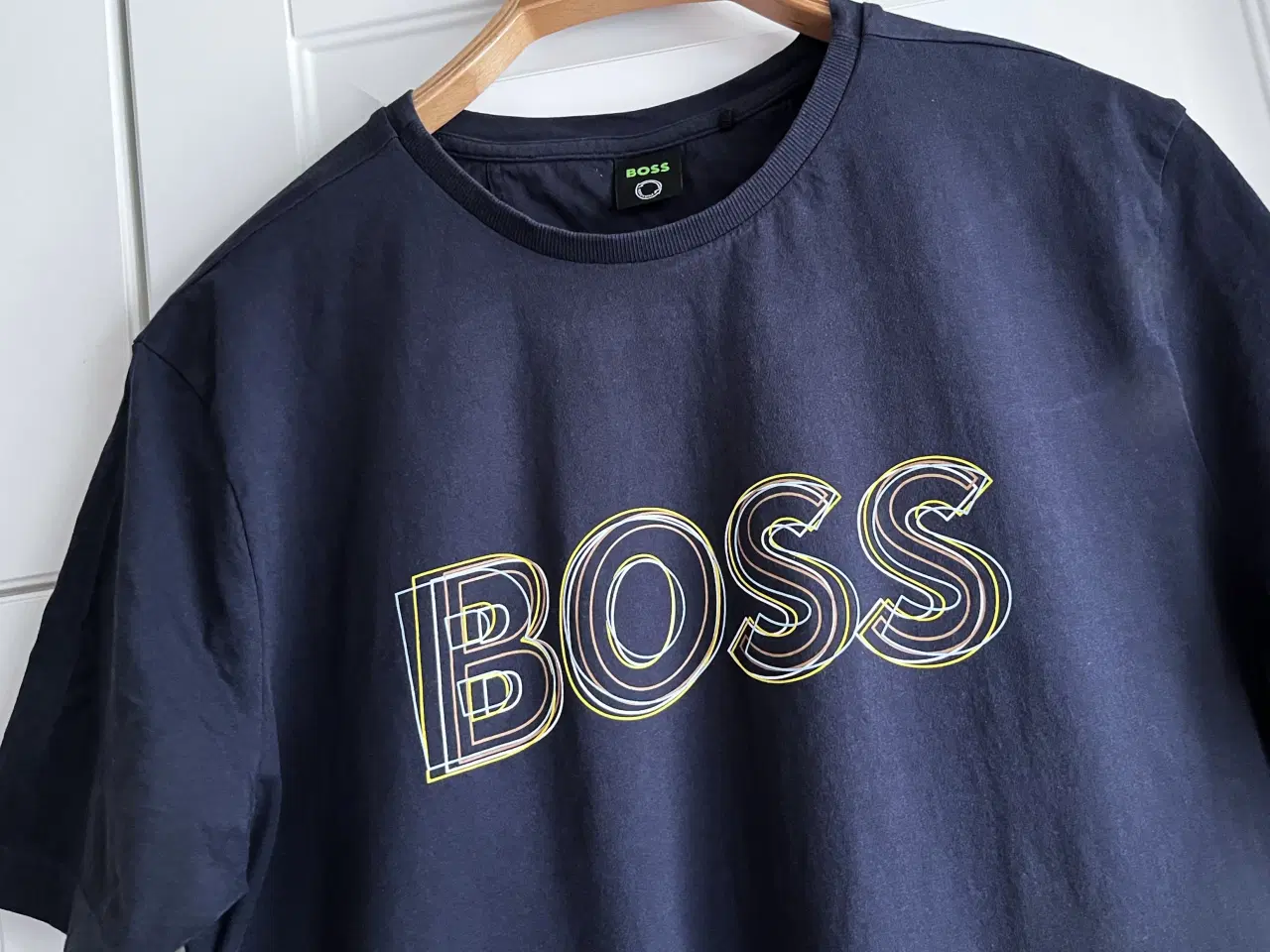 Billede 2 - T-Shirt, Bluse, Hugo Boss, Str L