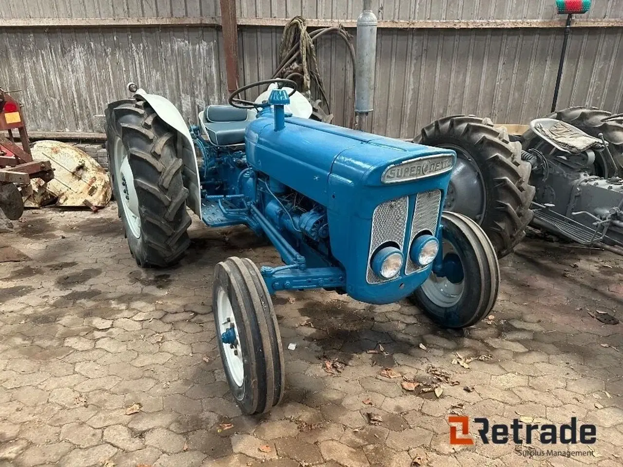 Billede 2 - - - - Super Dexta traktor