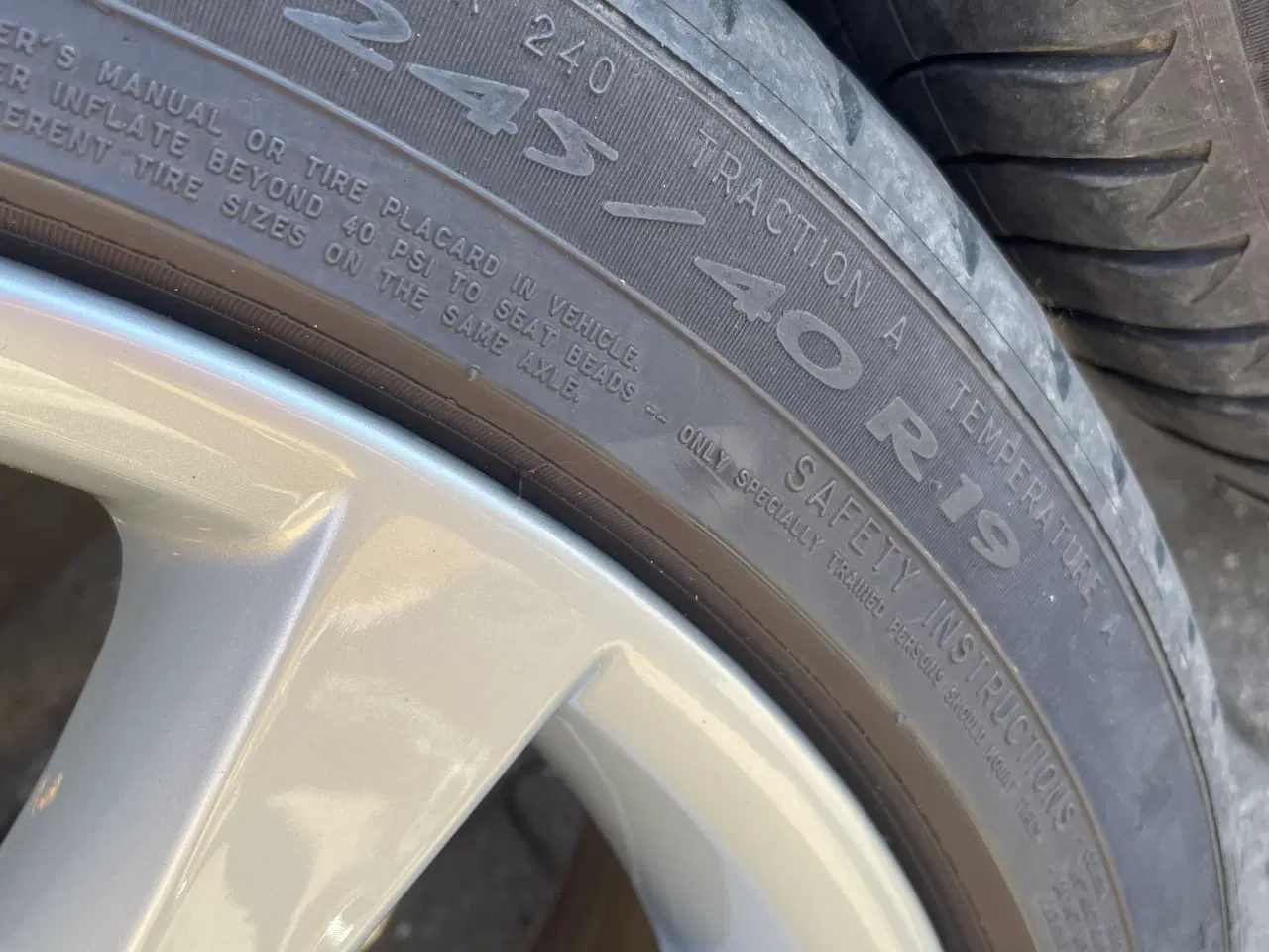 Billede 5 - 19” Original BMW 5 serie fælge med dæk