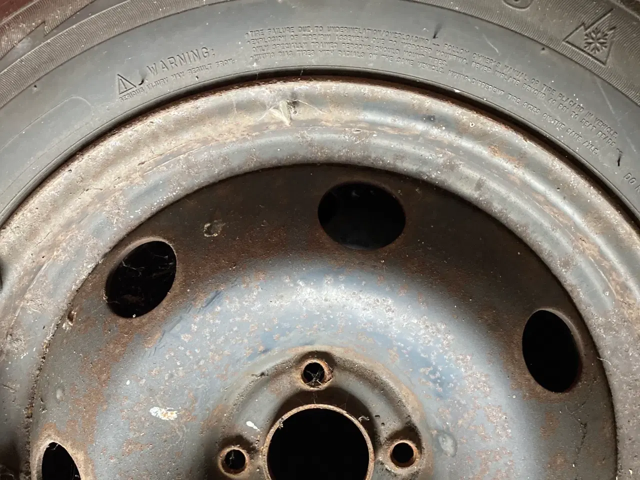 Billede 1 - Vinterdæk på fælg 2 stk