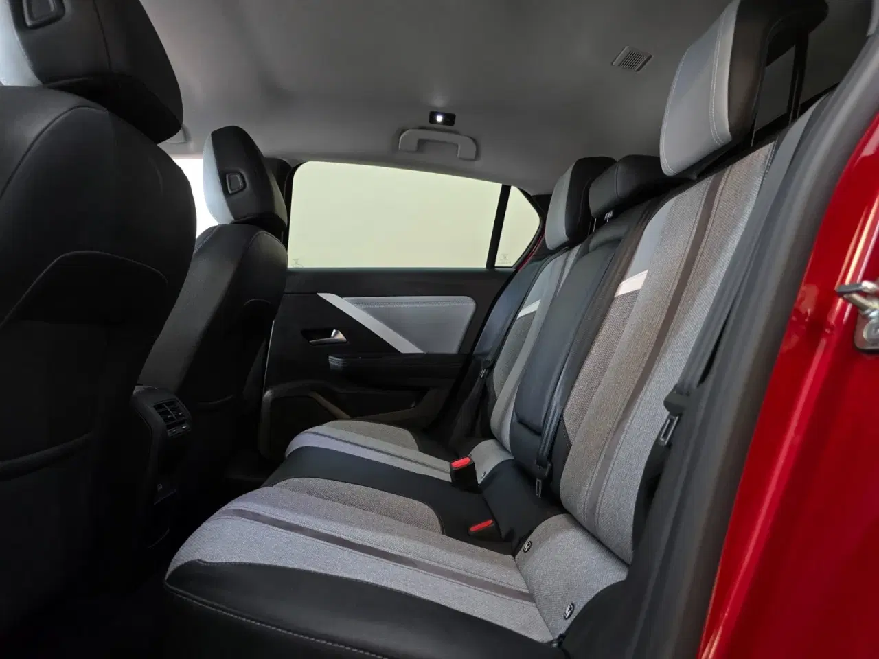 Billede 20 - Opel Astra 1,2 T 130 Elegance aut.