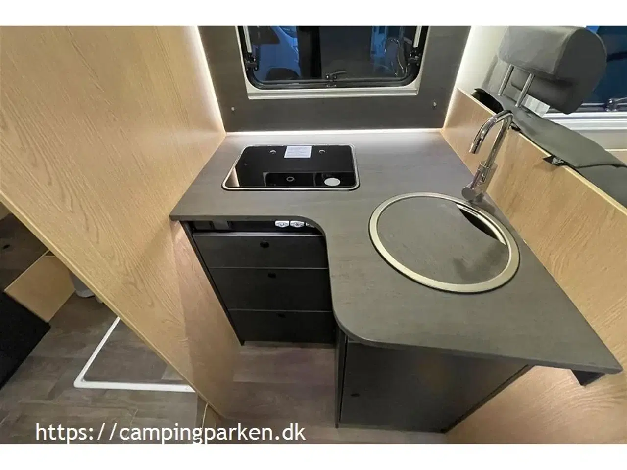 Billede 9 - 2024 - SunLight T 690L Adv. Edition aut. Sunlight autocamper med meget udstyr, automatgear og få kilometer