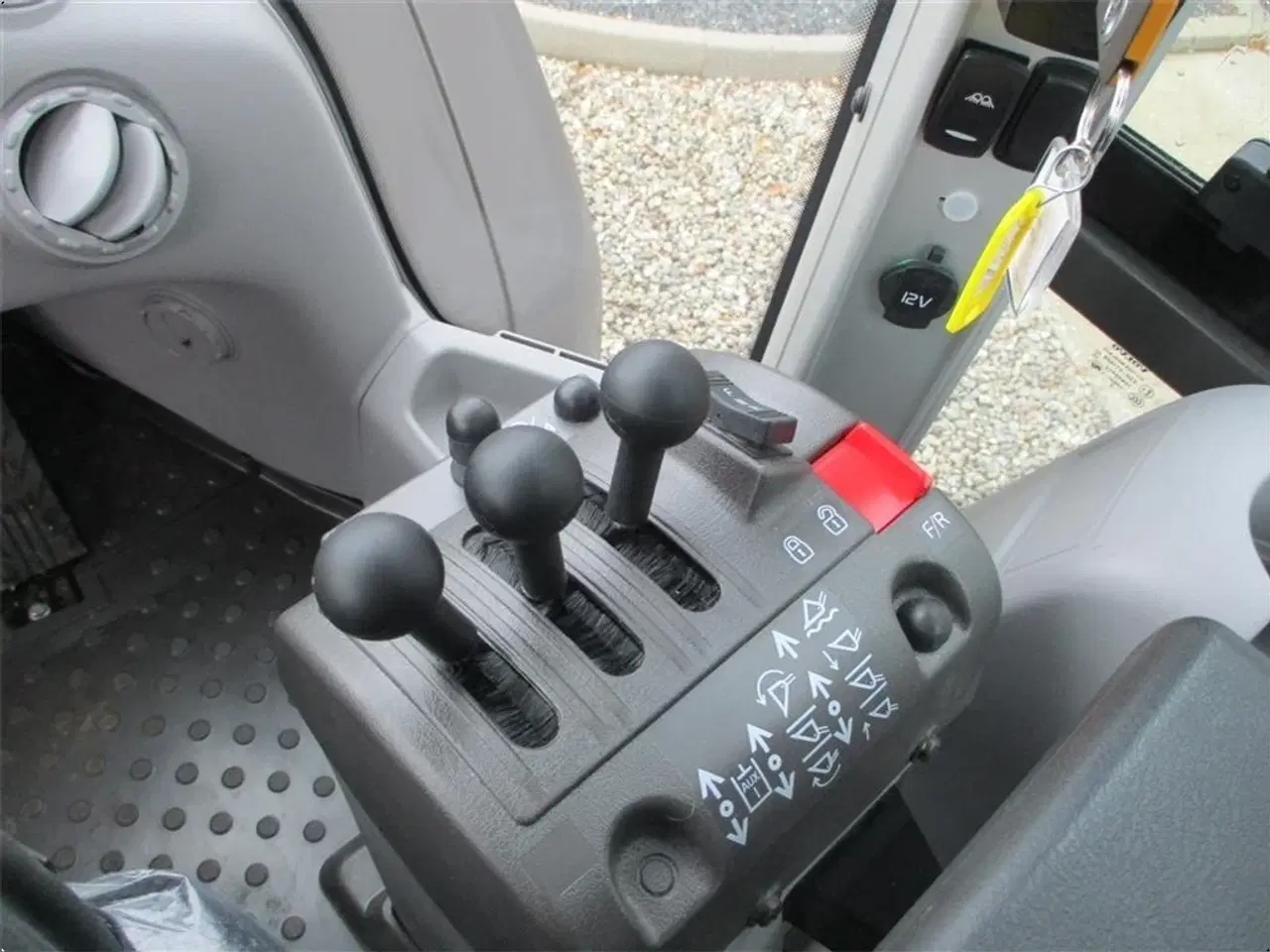 Billede 5 - Volvo L 90 H DEMO maskine. DK-Maskine med CDC, BSS, Lock-UP, 650mm hjul & centralsmørring