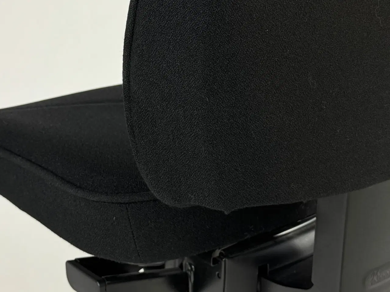 Billede 6 - Kinnarps Free Float 6240 – Sort