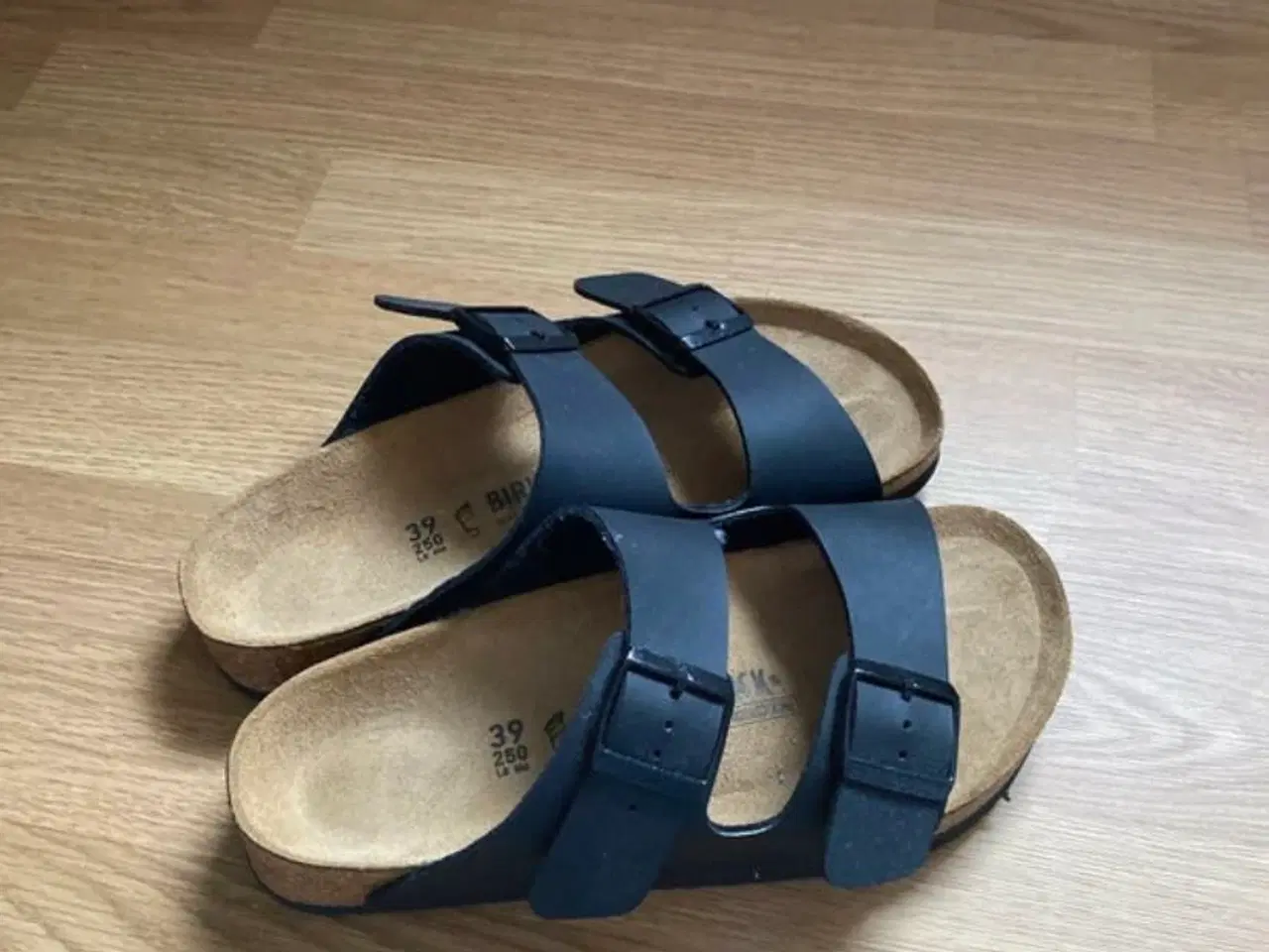 Billede 1 - Sorte Birkenstock sandaler