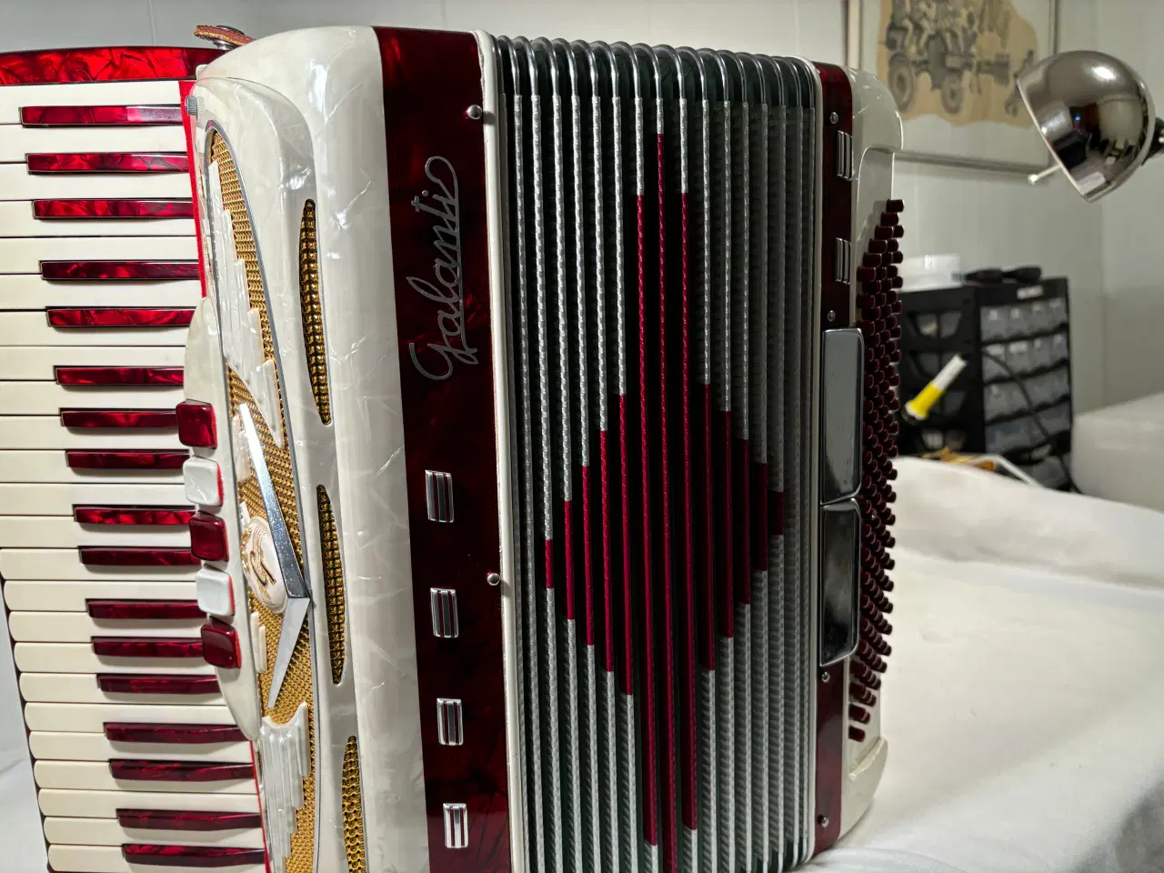 Billede 2 - Italiensk GALANTI Piano Harmonika Velholdt"