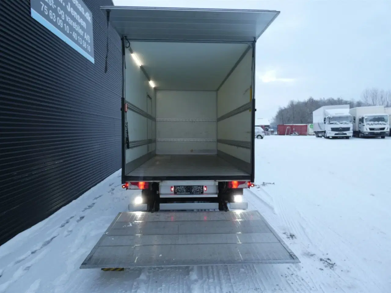 Billede 7 - Mercedes-Benz Sprinter 317 2,0 CDI Alu.kasse m./lift RWD 9G-Tronic 170HK Ladv./Chas. Aut.